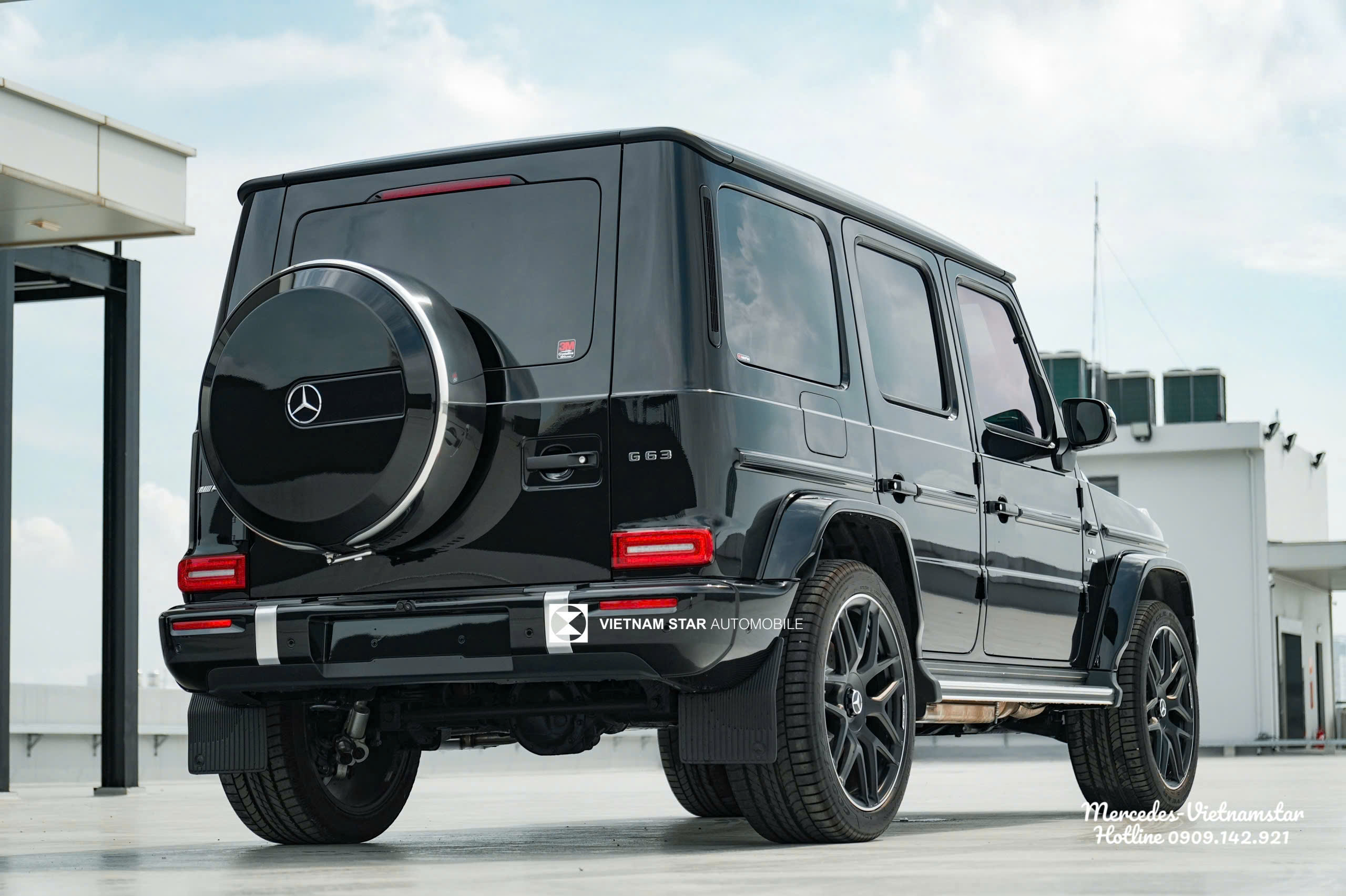 Khoảng sáng gầm xe ấn tượng thách thức mọi địa hình của Mercedes AMG G63.