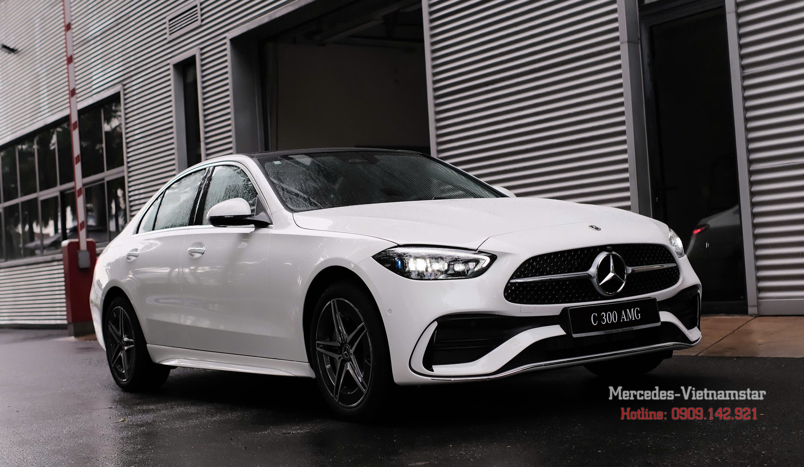 Mercedes-Benz C300 AMG