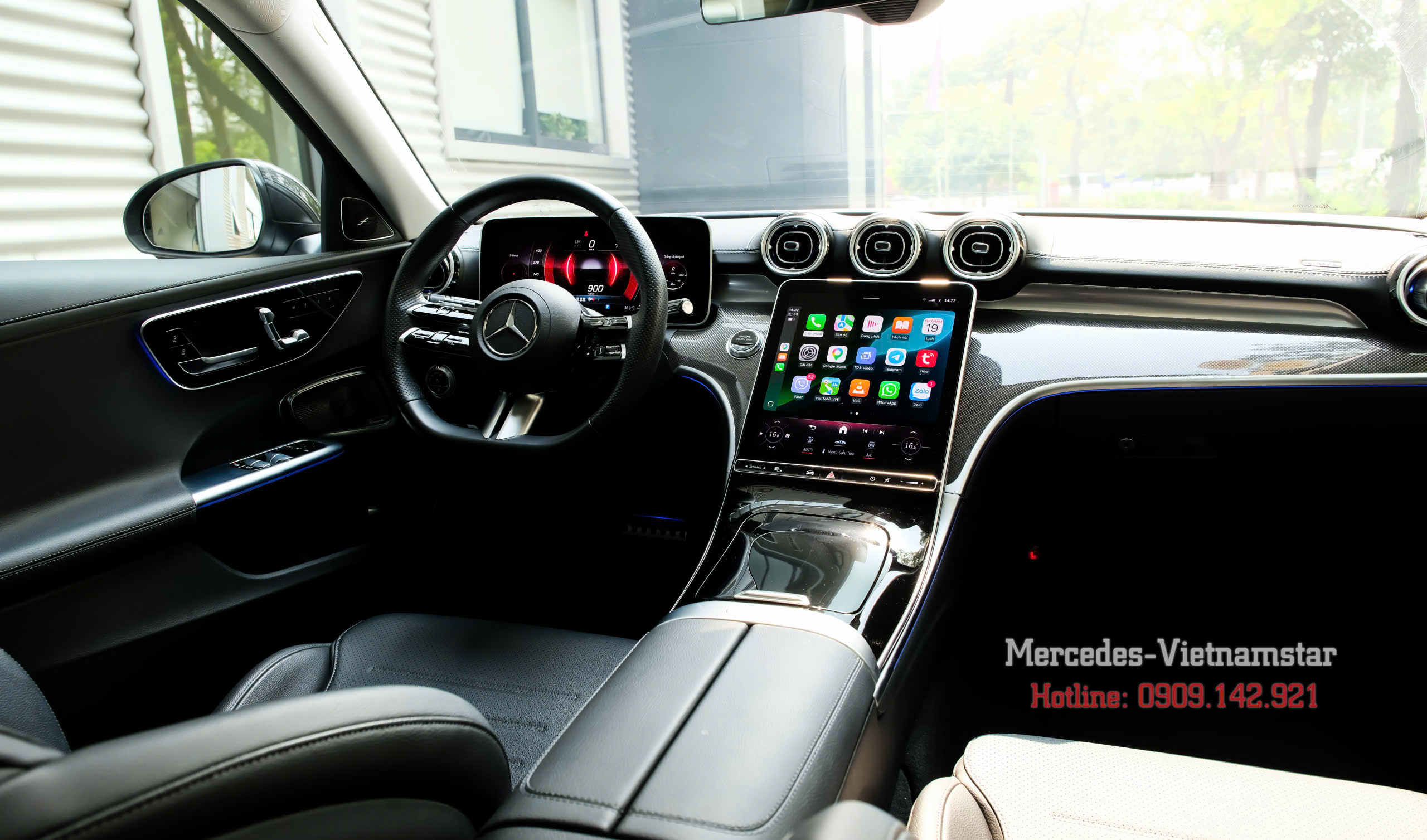 tong quan noi that mercedes c300 amg mau den sang trong