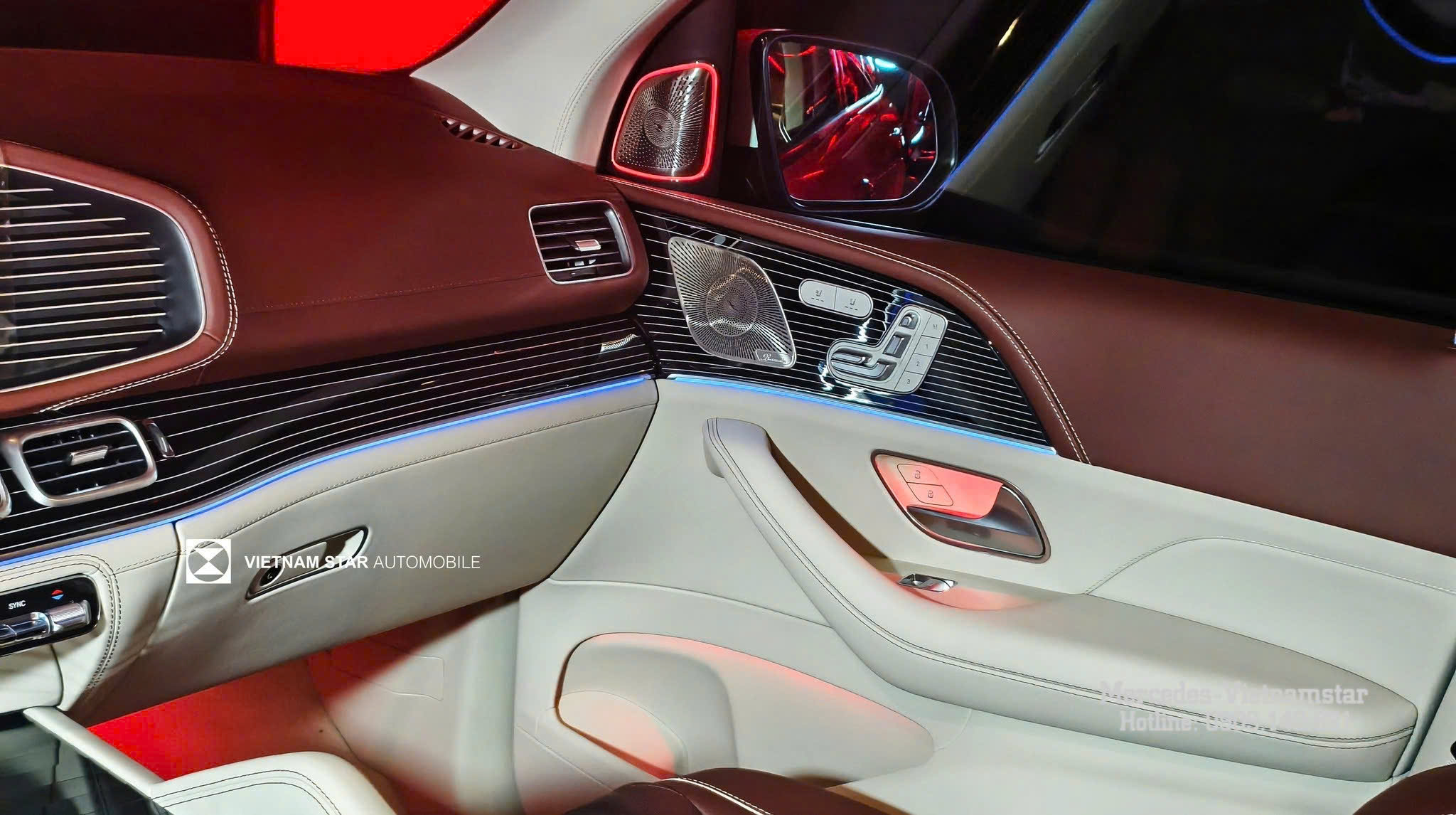Hệ thống âm thanh vòm Burmester High-end 3D với 29 loa đỉnh cao trên Maybach GLS600.