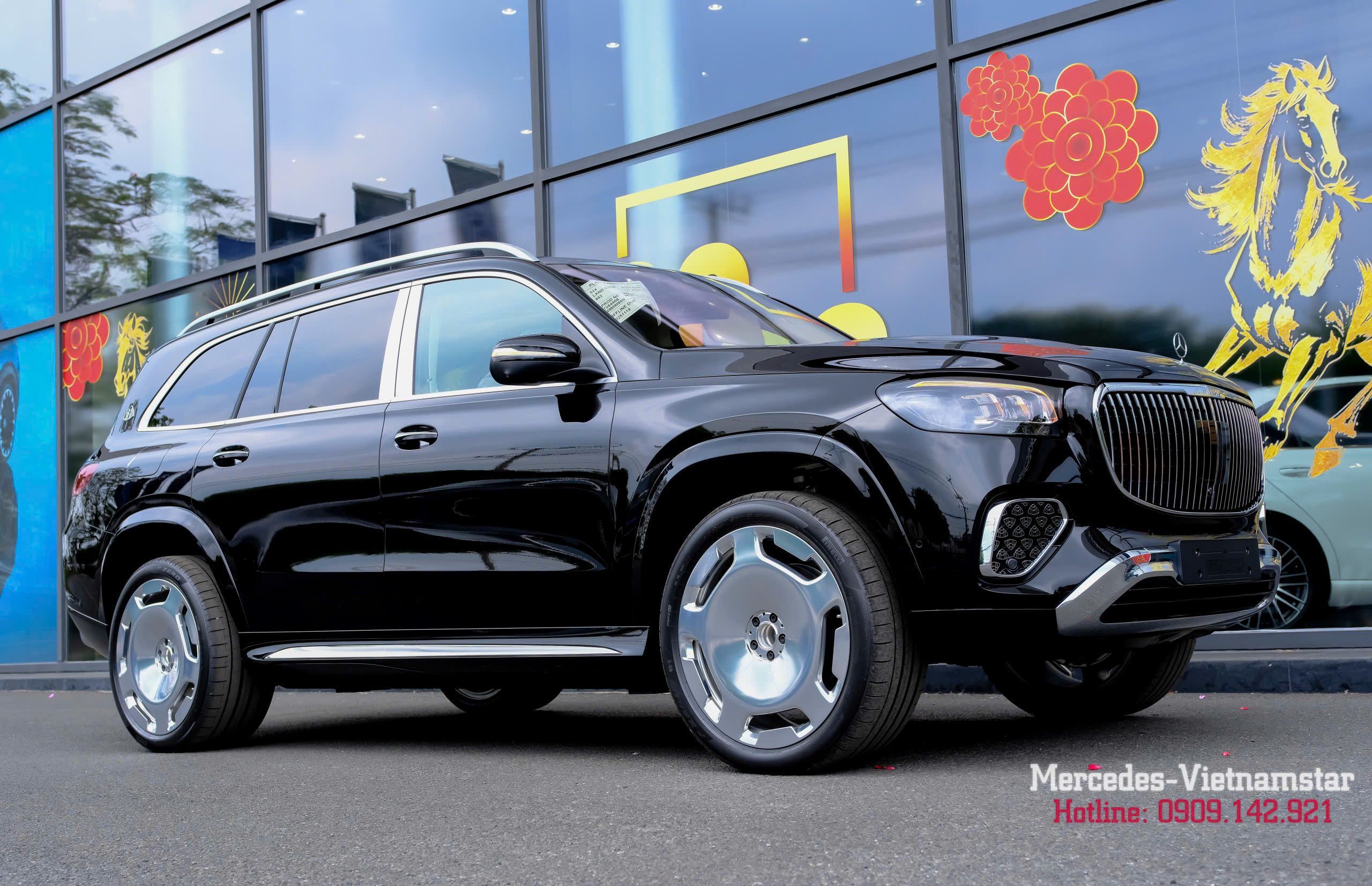 Mercedes-Maybach GLS 600 màu đen phiên bản mới nhất 2026.
