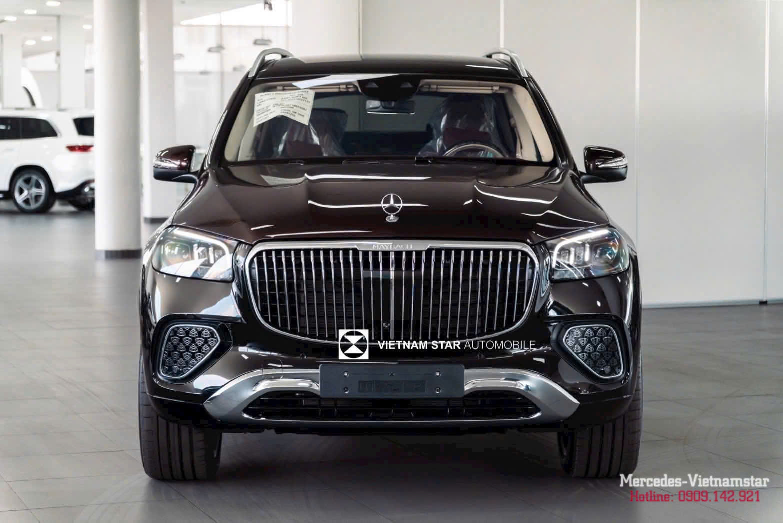 Thiết kế Facelift mới nhất trên dòng Maybach GLS giúp khẳng định vị thế chủ nhân.
