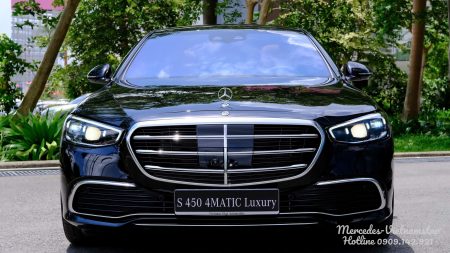 Cận cảnh hệ thống đèn Multi-Beam LED trên Mercedes S450 Luxury màu Đen