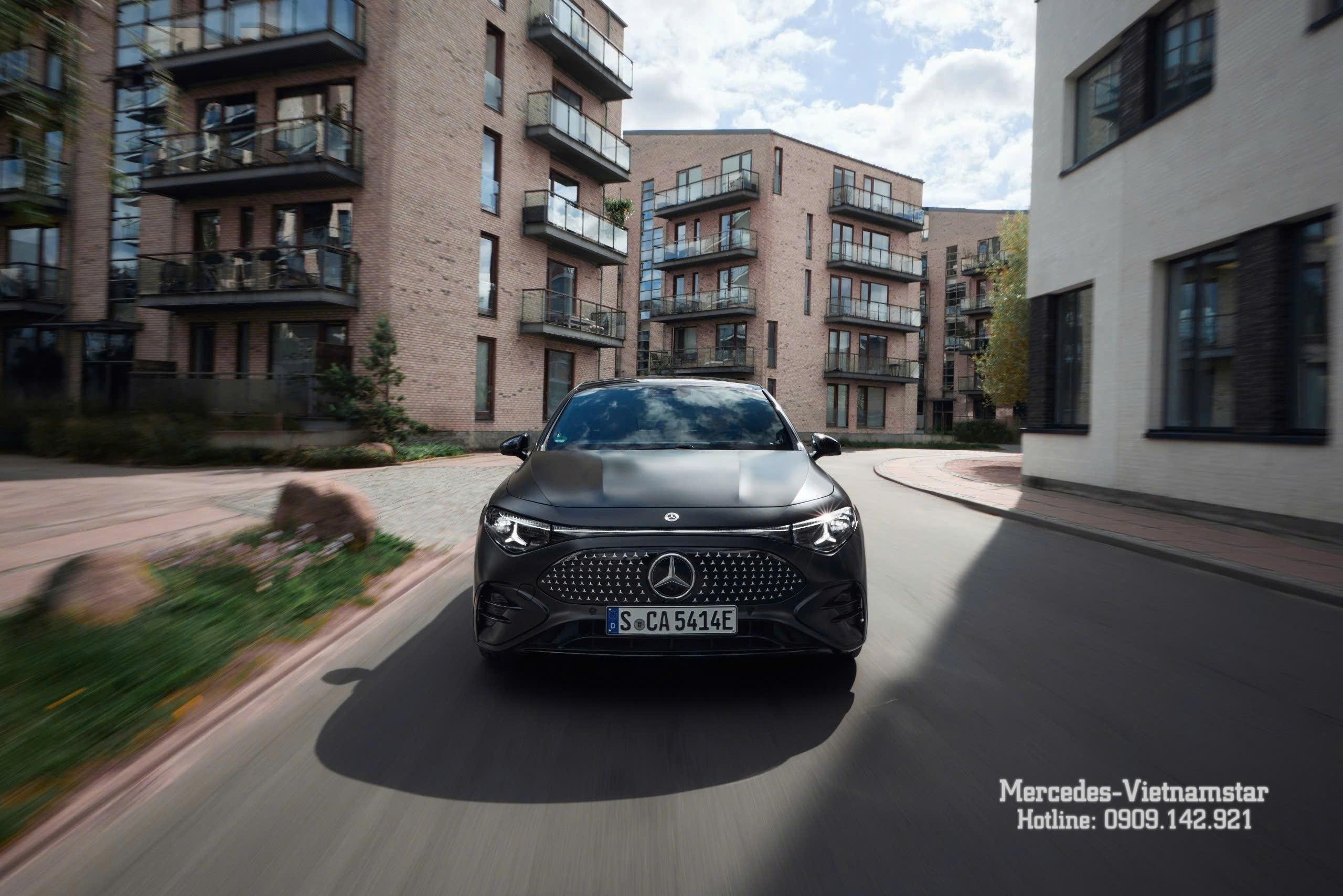 Thiết kế Sensual Purity đặc trưng trên dòng Mercedes CLA EV 2026.