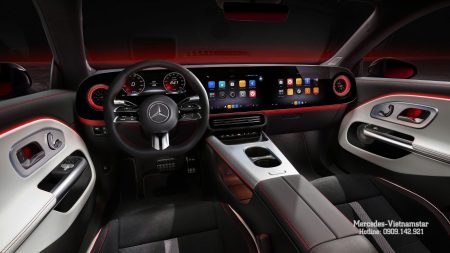 Giao diện hệ điều hành MB.OS tiên phong trên màn hình siêu rộng của Mercedes CLA điện.