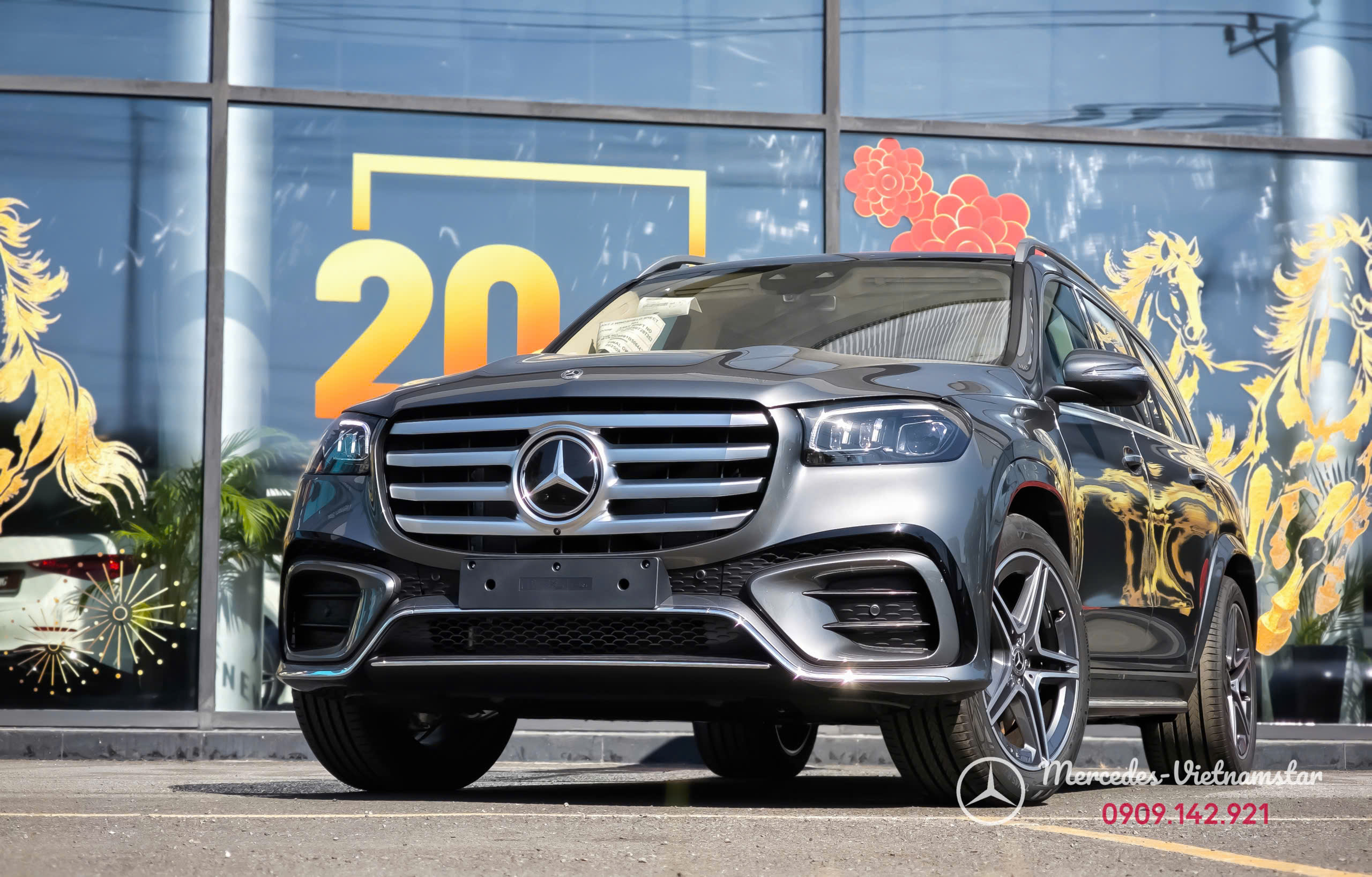 Chi tiết hốc hút gió thể thao AMG trên GLS 450 màu Xám Selenite