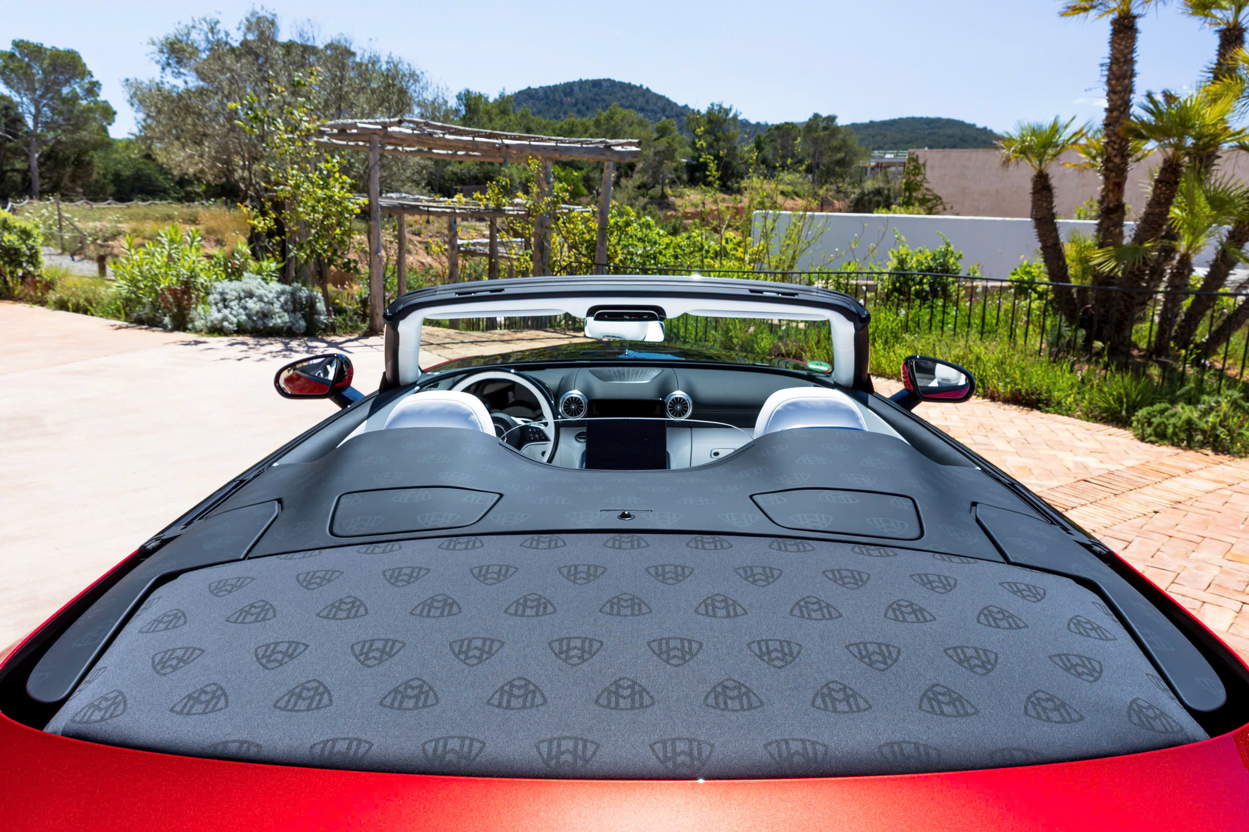 Maybach SL680 - Ảnh 9