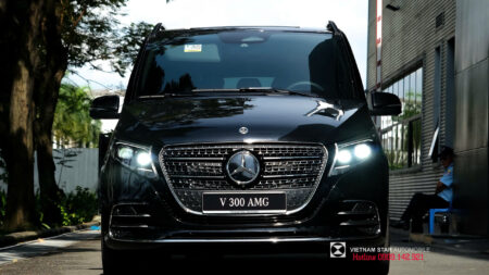 hinh−anh−mercedes−benz−v300−amg−ngoai−that−viet−nam