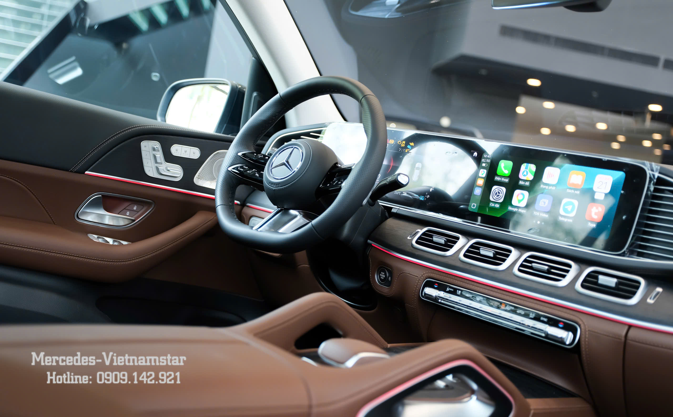 Cận cảnh không gian nội thất màu nâu Bahia Brown sang trọng trên Mercedes-Benz GLS 450 Facelift.