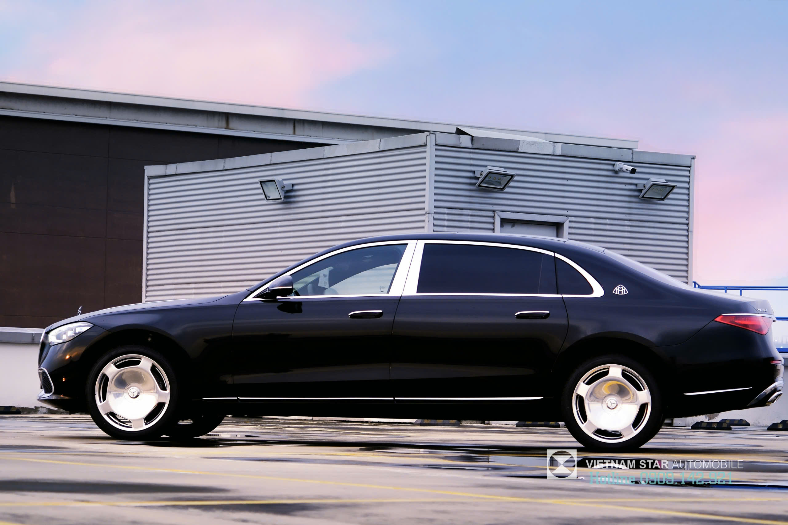 mâm xe hợp kim 20 inch với thiết kế đĩa đặc độc quyền maybach s450 2025