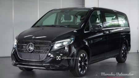 V300 Facelift 2025 màu Đen: Đèn pha MULTIBEAM LED thông minh