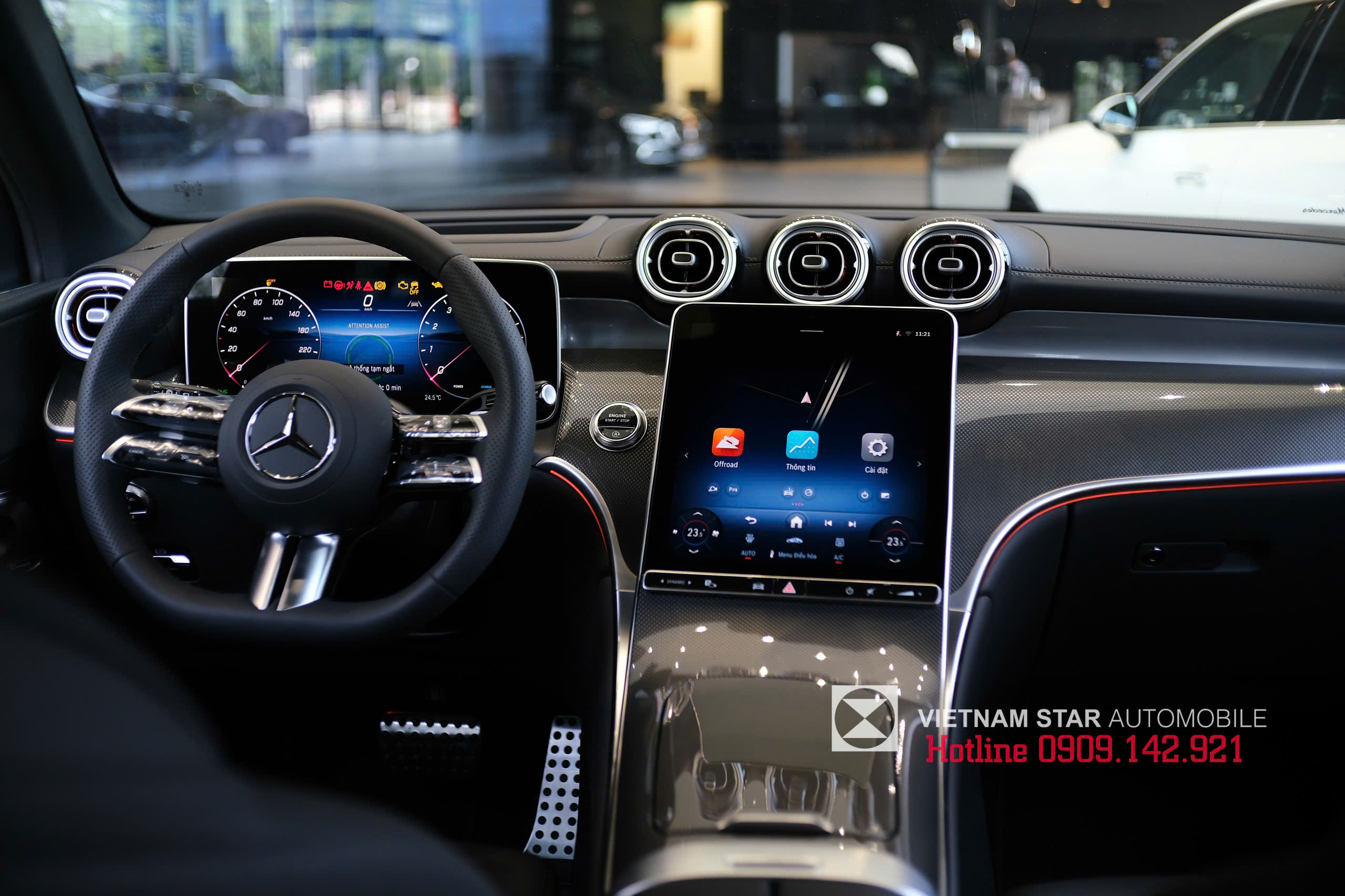 GLC 300 V2 2025 tại Việt Nam