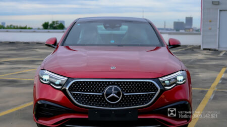 E300 AMG All New màu Đỏ
