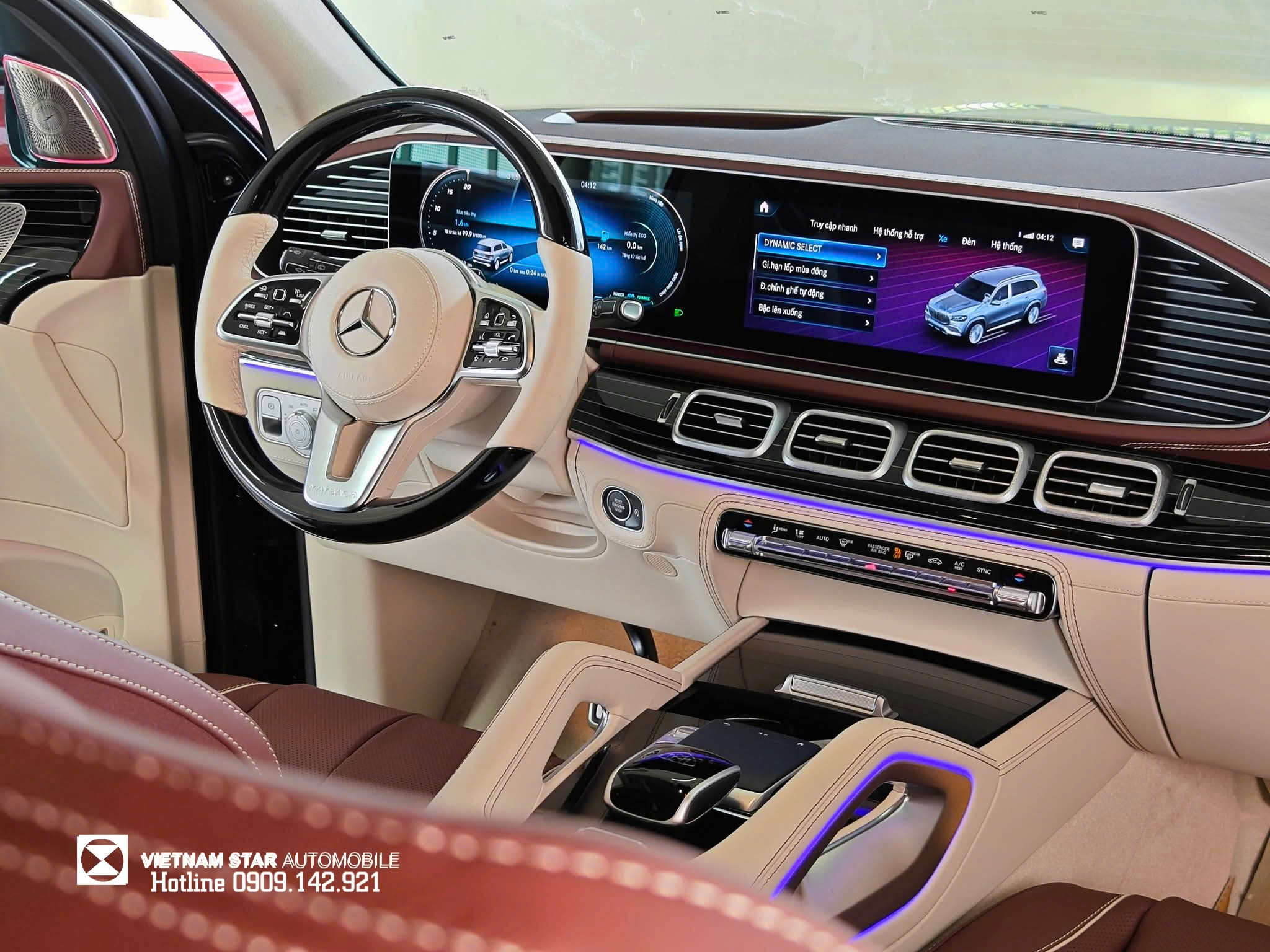 Vô lăng đa chức năng bọc da Nappa ba chấu kép của Maybach GLS 480
