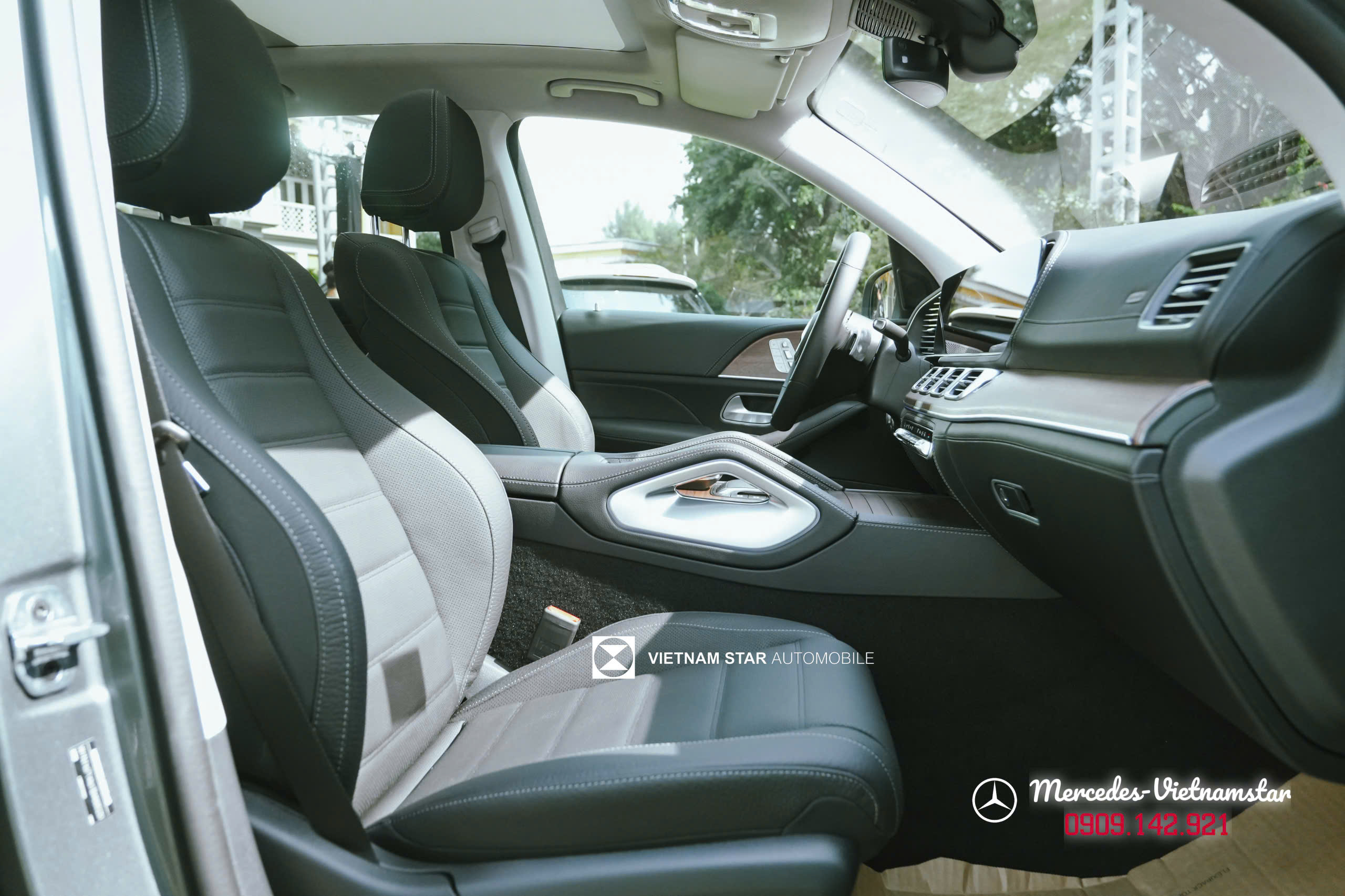 Ghế lái chỉnh điện đa hướng có nhớ 3 vị trí trên Mercedes GLE 400 e