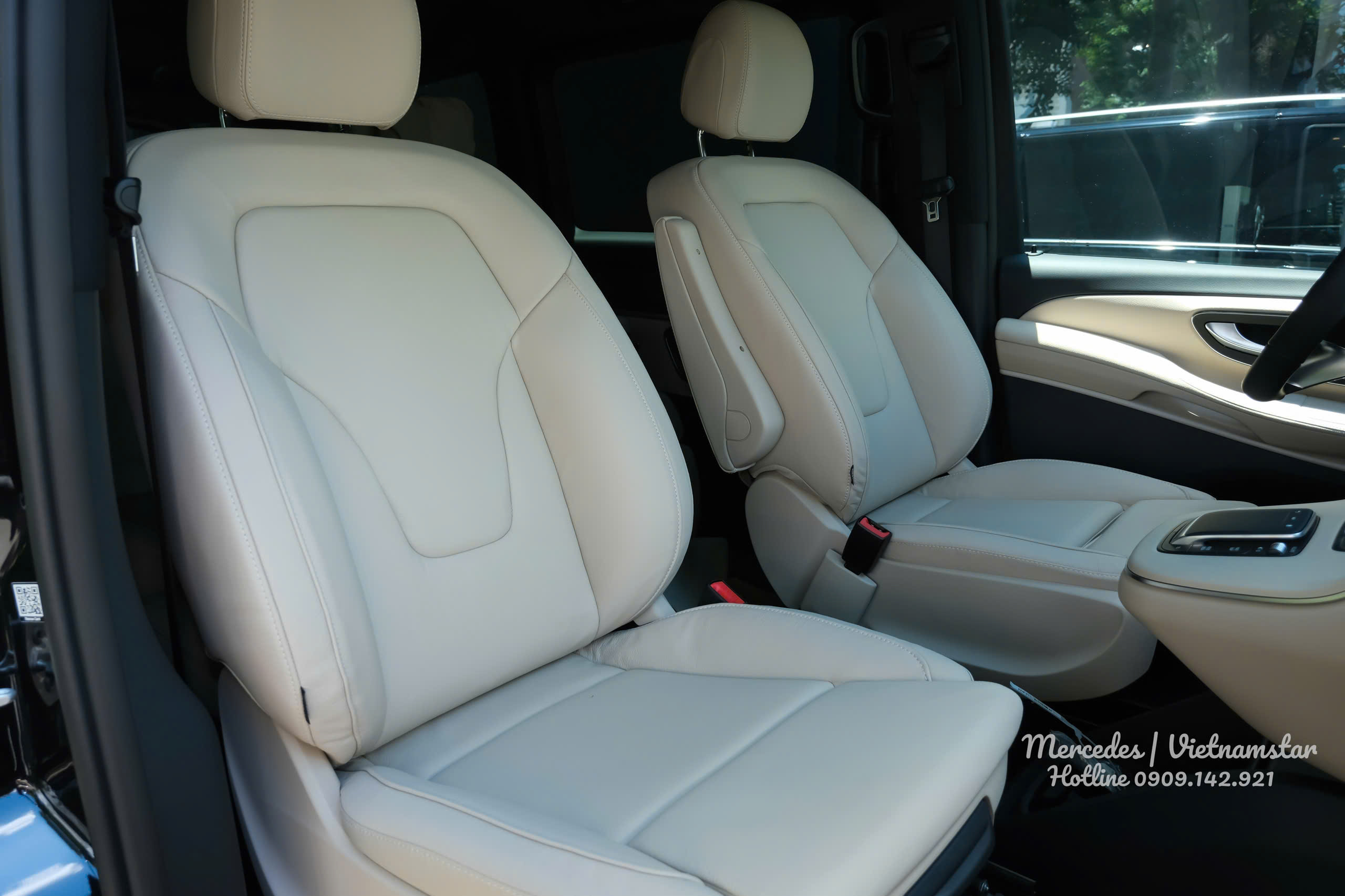 Mercedes-Benz V300 AMG Facelift 2026 - Ảnh 18