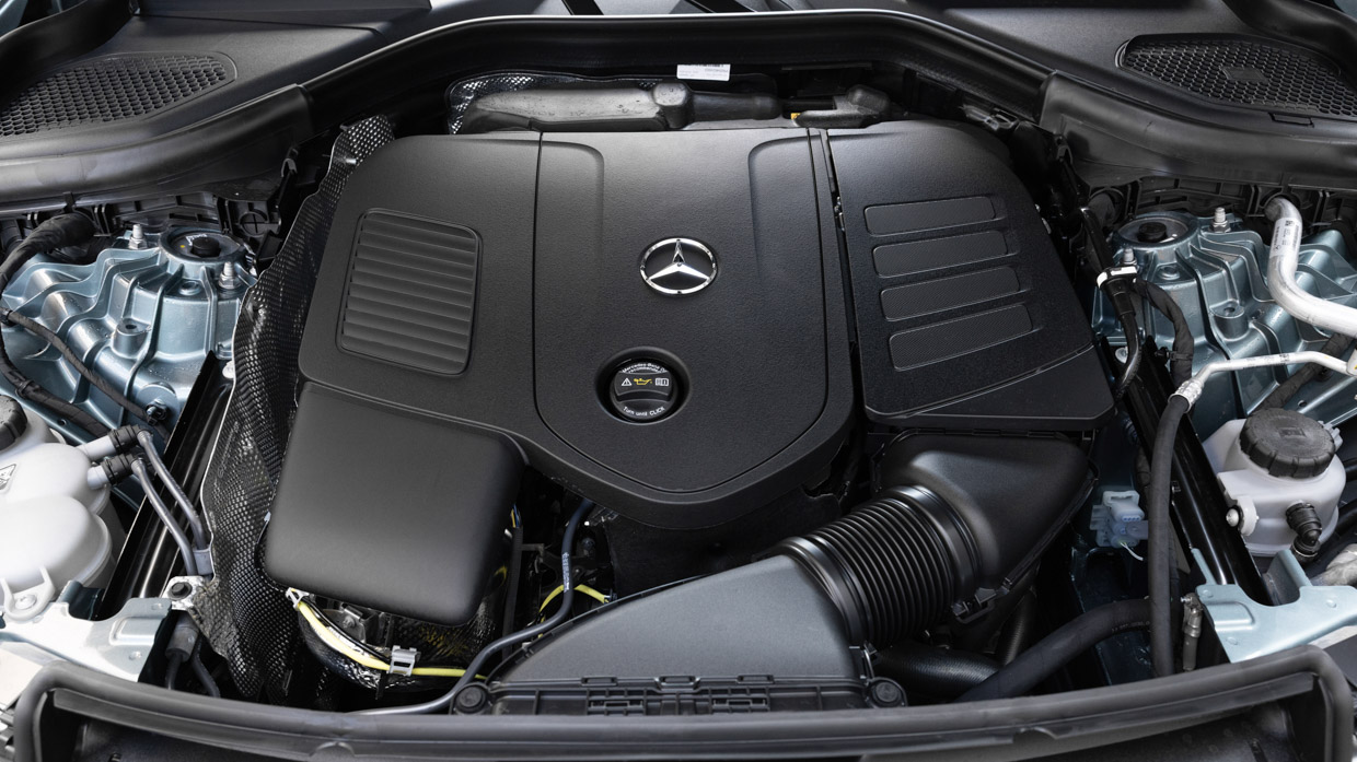Khối động cơ 2.0L trên GLC350e