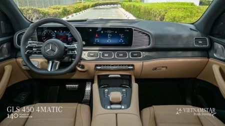 Khoang nội thất GLS450 Edition 140 Year