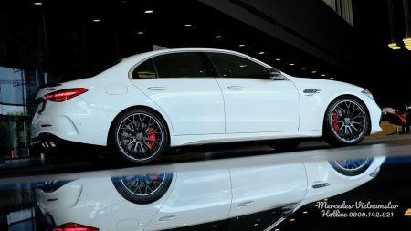 Chiếc xe Mercedes-AMG C63S duy nhất còn lại trong lô 5 xe nhập khẩu