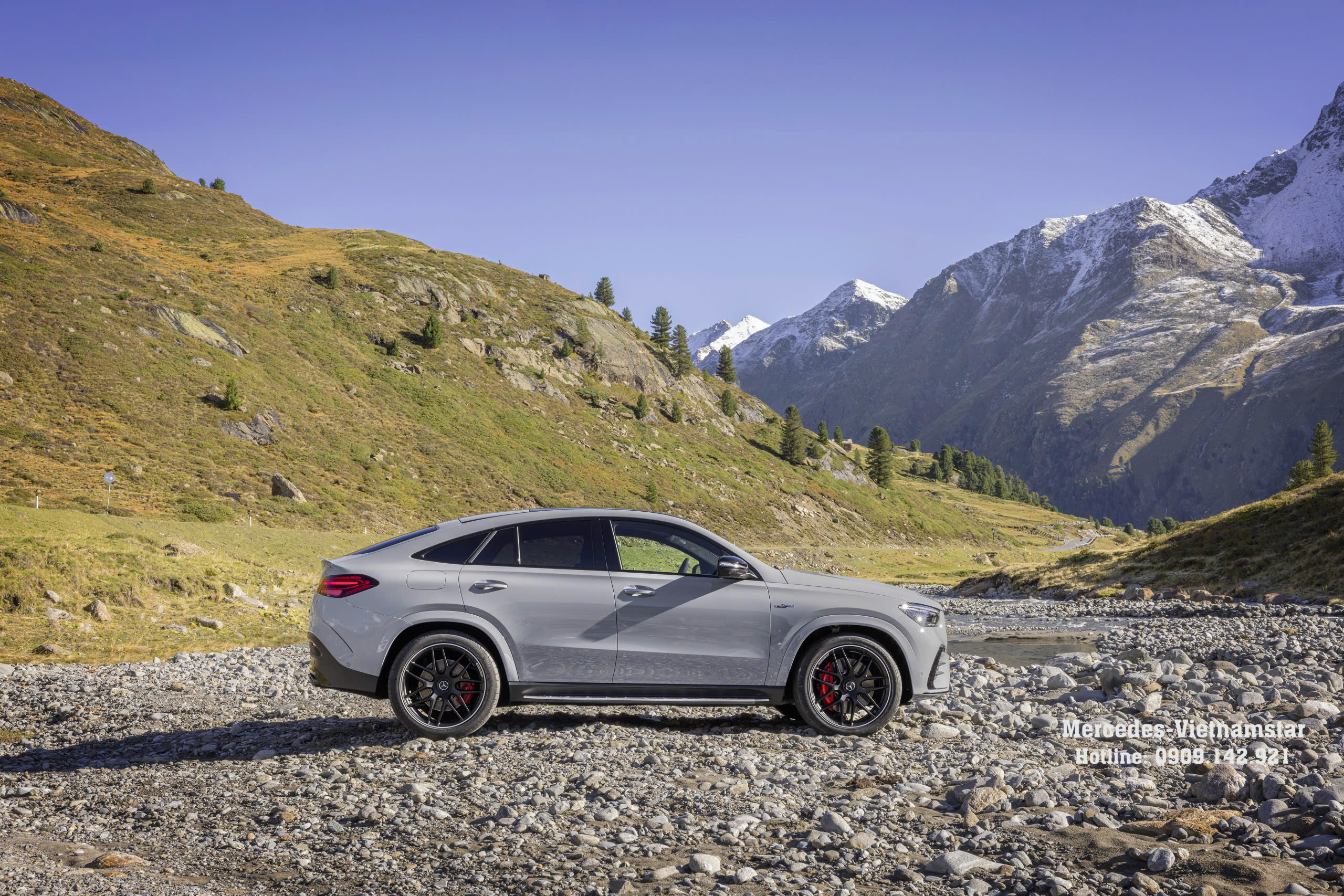 Đường mái dốc Coupe đặc trưng trên dòng Mercedes AMG GLE53 Facelift