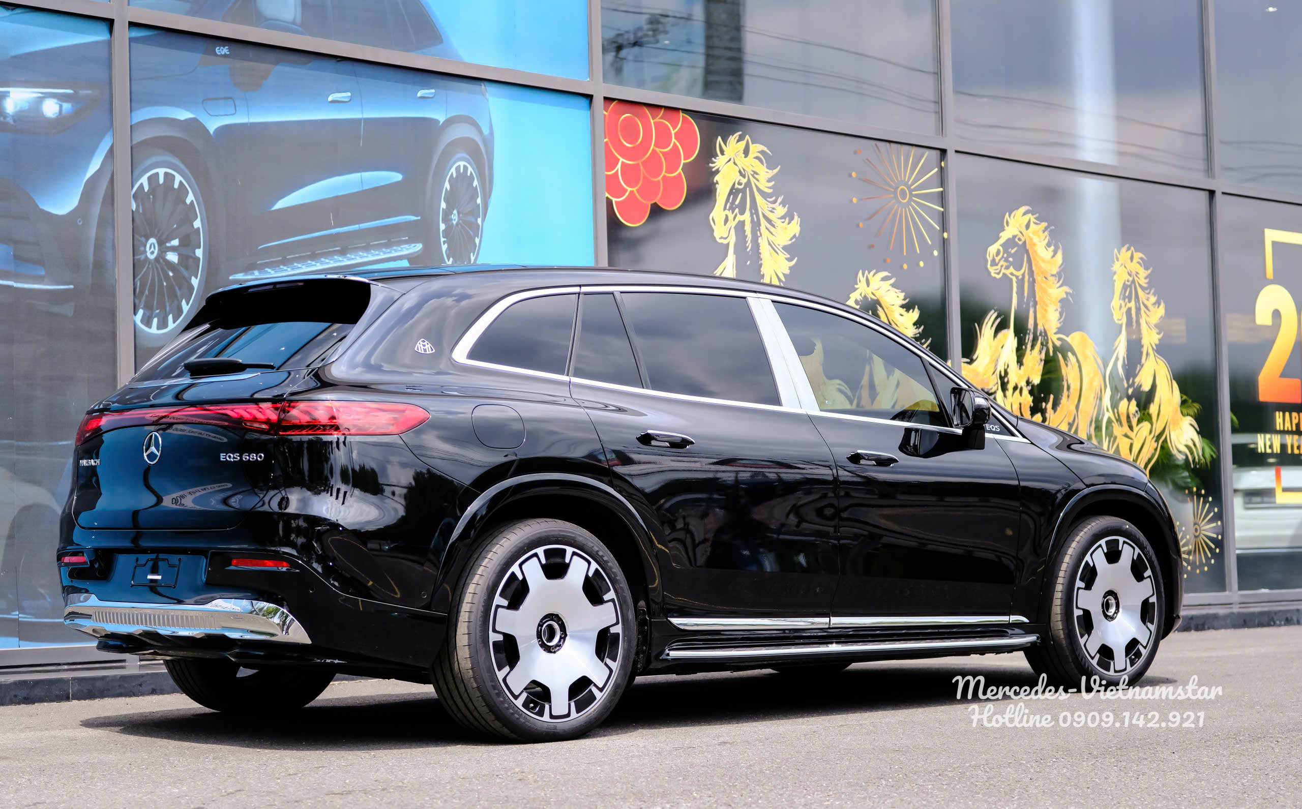 Bộ mâm hợp kim Maybach 22 inch nguyên khối đánh bóng tỉ mỉ trên EQS 680