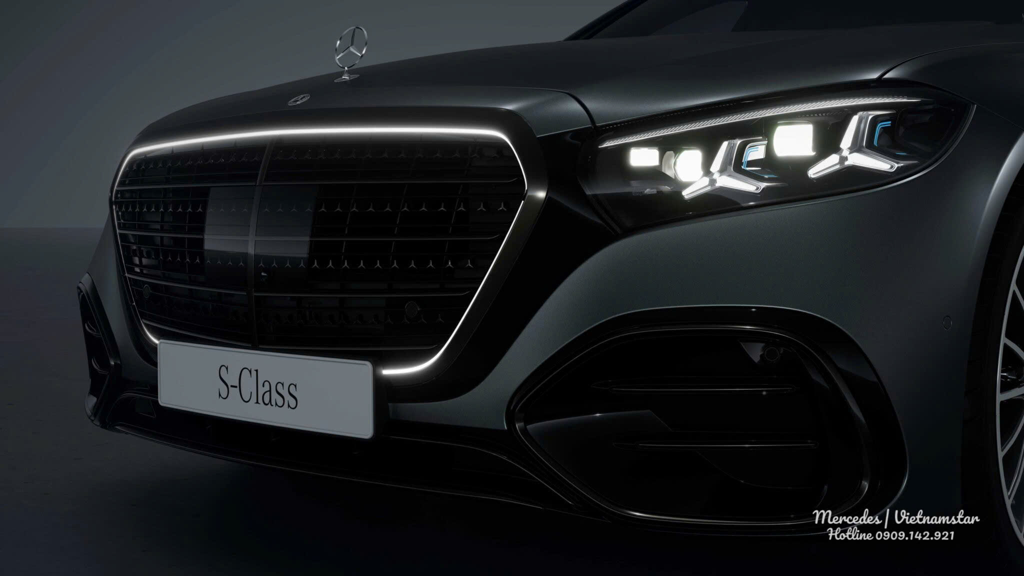 Cận cảnh cụm đèn pha DIGITAL LIGHT thông minh trên Mercedes-Benz S 580 e.