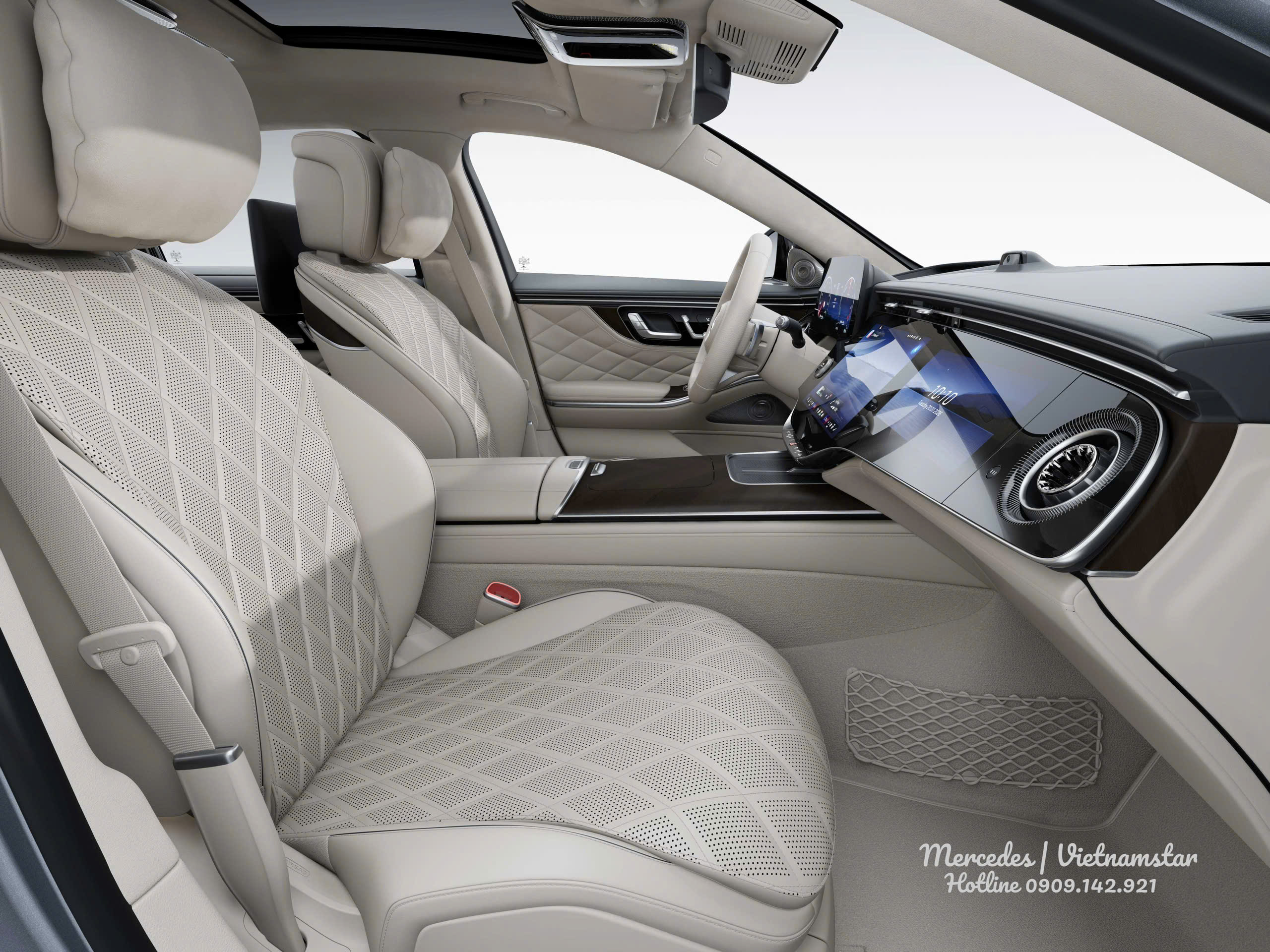 Nội thât khoang lái trên Mercedes S580e