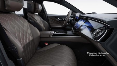 Khoang lái trên Mercdes S450 AMG